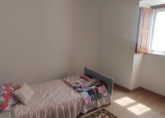 Casa Do Avo Pedro * Lagar Novo